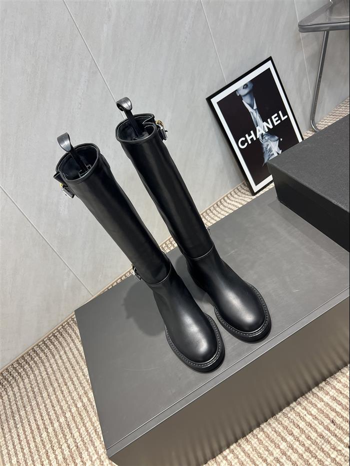 20251128174452417 450